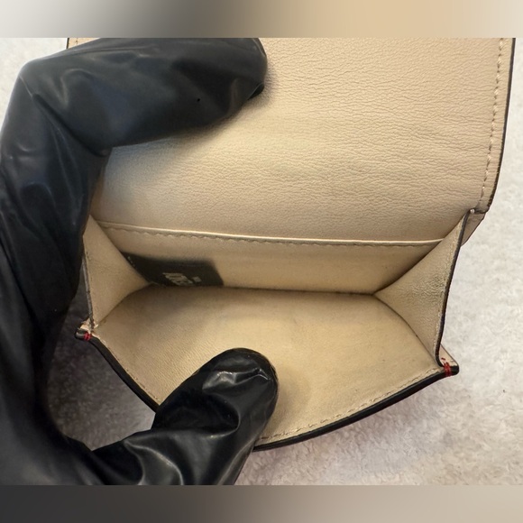 Fendi Peekaboo red leather trifold wallet.. - Picture 8 of 16